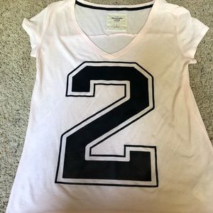 Abercrombie & Fitch tshirt